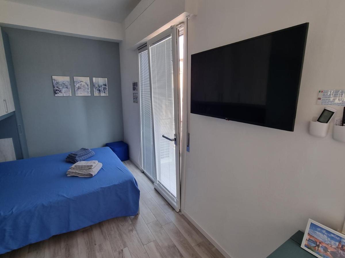 Blue House Apartment - San Massimo Verona Eksteriør billede