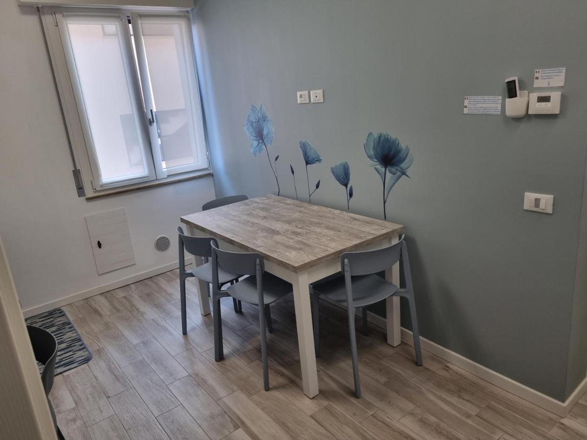 Blue House Apartment - San Massimo Verona Eksteriør billede