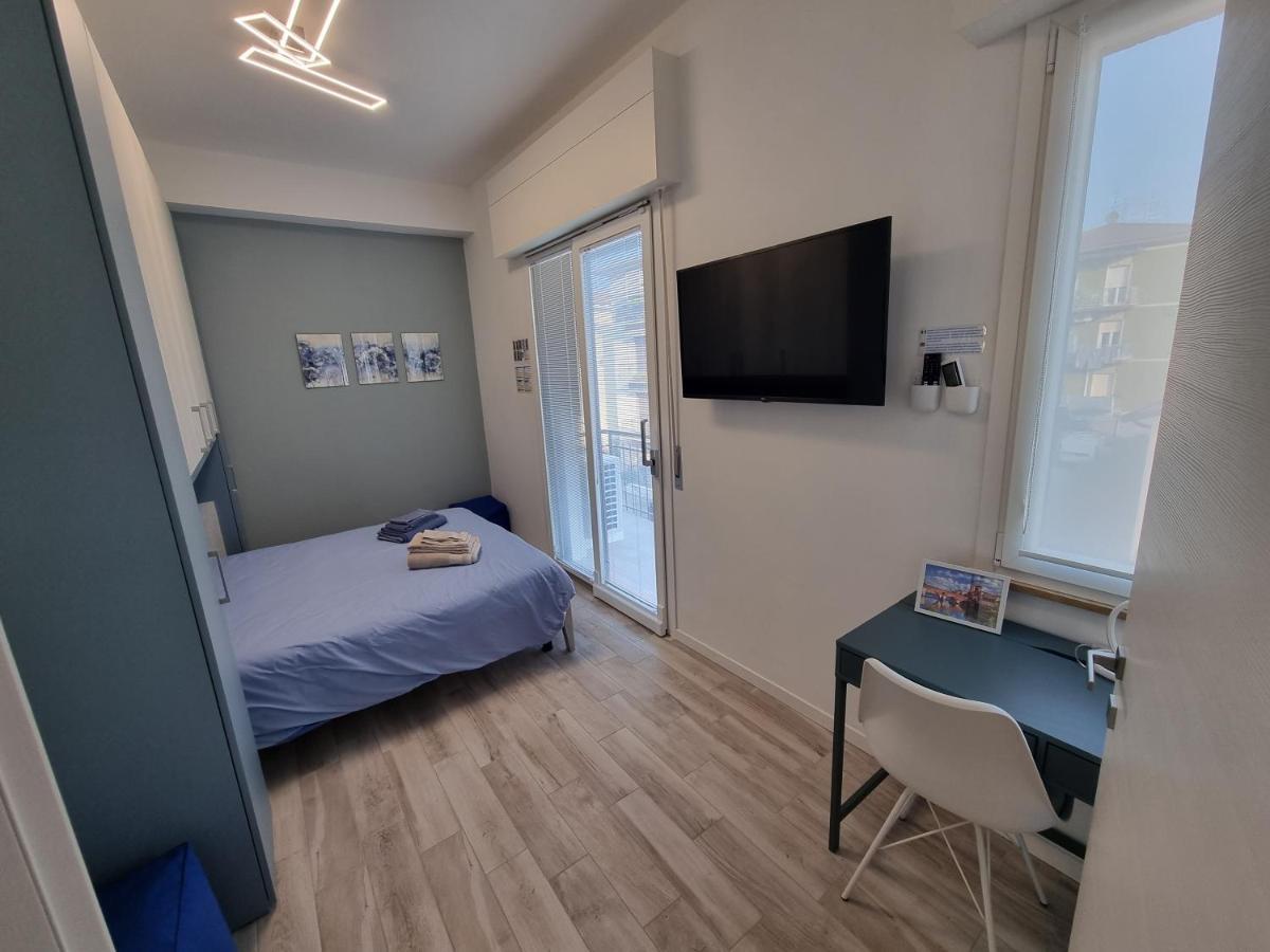 Blue House Apartment - San Massimo Verona Eksteriør billede